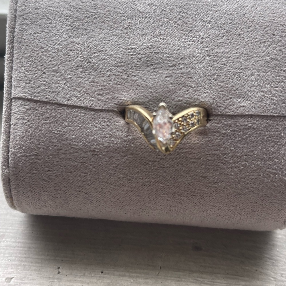 14K Gold and Diamond Ring - Picture 2 of 5